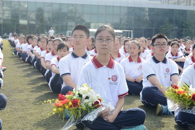 入学要求房产套内面积大于60平,学校：是上级要求的